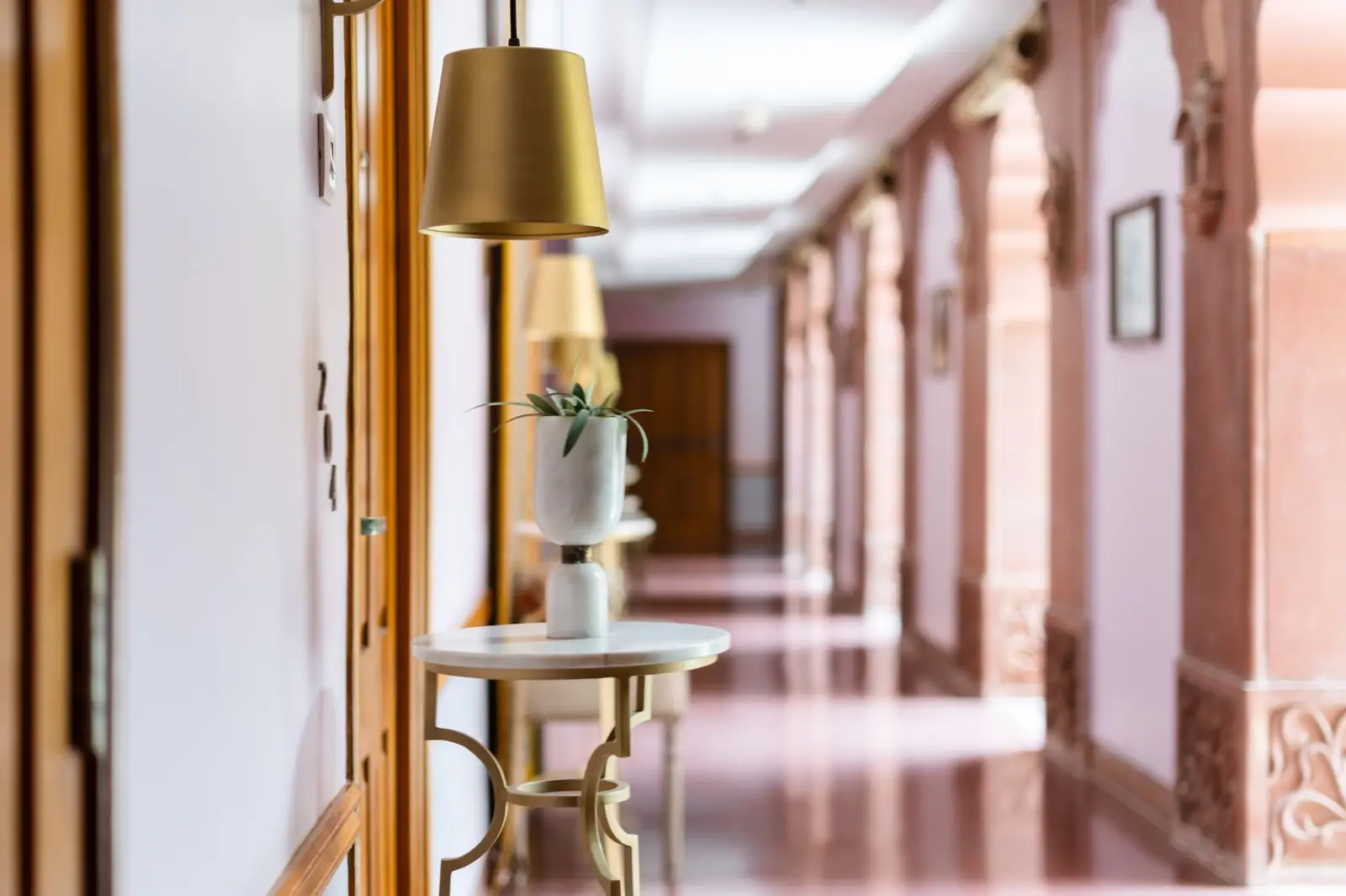 Mirenoroyalresort  interior corridor